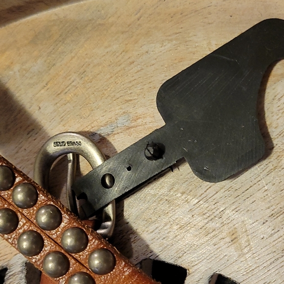 3 strand brown leather studded belt - Picture 3 of 6